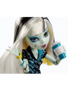 Кукла Monster High Фрэнки Штейн Коффин Бин BHN04